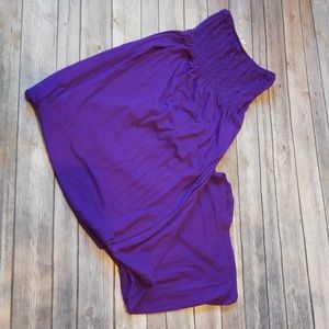 💥$5 WHEN BUNDLED!!! sz M Plum colored Maxi dress